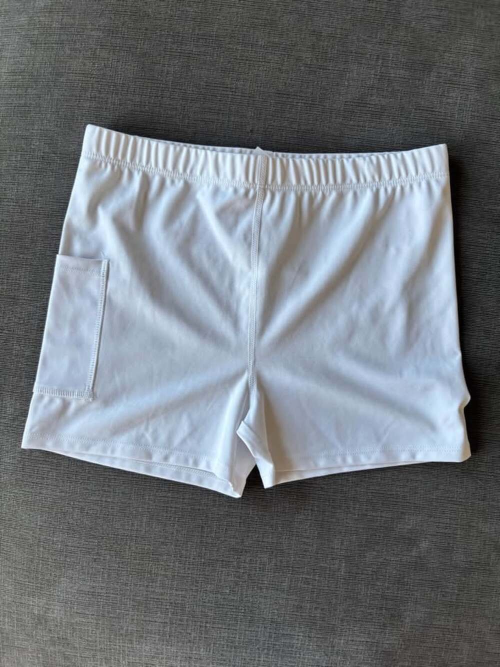 Tommy Bahama Active Girls White Compression Shorts Size L (10-12) with Pocket